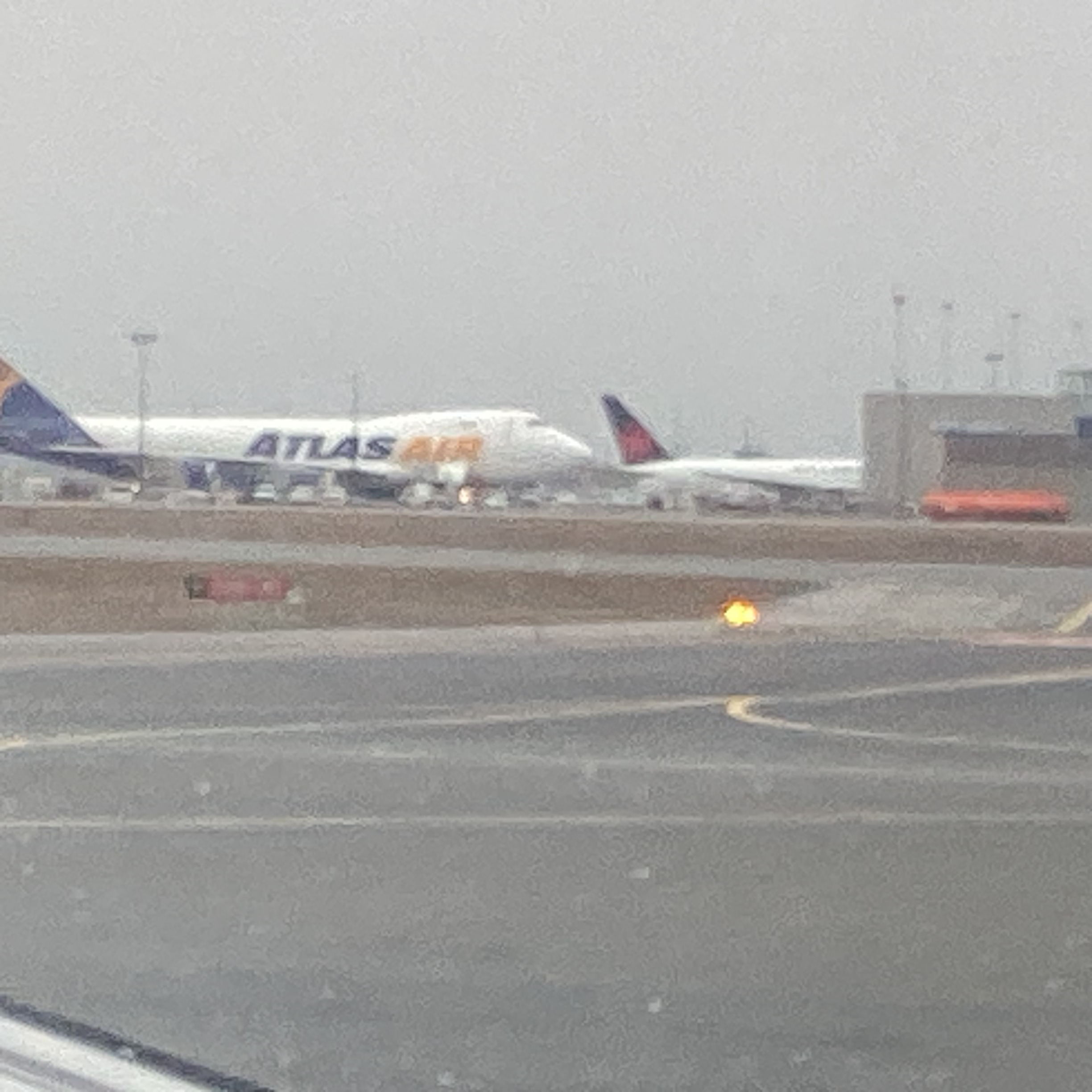 AtlasAir